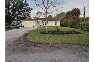 521 18th St Se, Naples