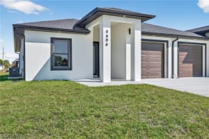 4604/4606 Golfview Boulevard, Lehigh Acres, FL 33973 - MLS#226008241