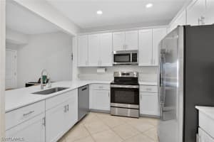 2821 Citrus Street, Naples, FL 34120 - MLS#226008287