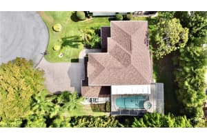 2855 Coach House Way, Naples, FL 34105 - MLS#226008293