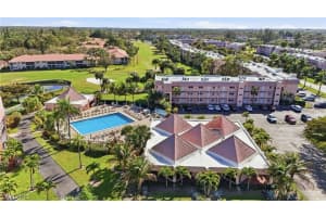 300 Forest Lakes Boulevard, Naples, FL 34105 - MLS#226008300