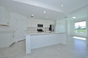 5434 DOUBLE EAGLE Circle, Naples, FL 34142 - MLS#226008335