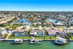 1160 Martinique Court, Marco Island, FL 34145 - MLS#226008336