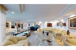 17555 COLLINS Avenue, Sunny Isles Beach, FL 33160 - MLS#226008342