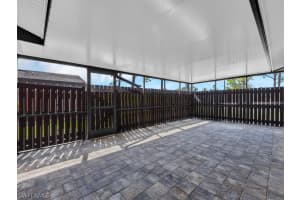 5620 Foxlake Drive, North Fort Myers, FL 33917 - MLS#226008343