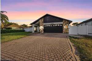 5050 32nd Ave Sw, Naples