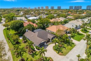 720 Shadow Lake Lane, Naples, FL 34108 - MLS#226008409