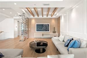 1530 5th Avenue, Naples, FL 34102 - MLS#226008412