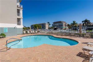 907 Panama Court, Marco Island, FL 34145 - MLS#226008421