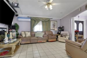 2850 50th Terrace, Naples, FL 34116 - MLS#226008424