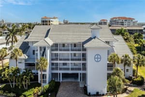 919 Huron Court, Marco Island, FL 34145 - MLS#226008427