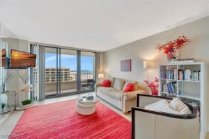 440 Seaview Court, Marco Island, FL 34145 - MLS#226008477