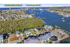 265 Tropical Shores Way, Fort Myers Beach, FL 33931 - MLS#226008486