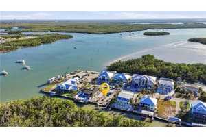 265 Tropical Shores Way, Fort Myers Beach, FL 33931 - MLS#226008486