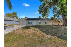 4913 22nd Pl Sw, Naples