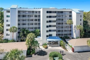 270 Naples Cove Dr 3205, Naples 270 Naples Cove Dr 3205, Naples