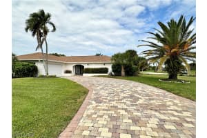 169 Baltusrol Dr, Naples