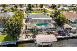 1305 29th Terrace, Cape Coral, FL 33904 - MLS#226008500