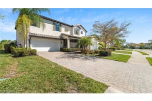 11945 Bay Oak Dr, Fort Myers