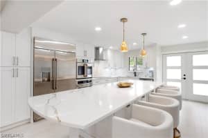 990 8th Street, Naples, FL 34102 - MLS#226008512