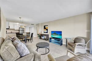 1 Bluebill Avenue, Naples, FL 34108 - MLS#226008513