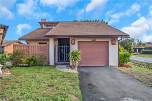 6436 Royal Woods Drive, Fort Myers, FL 33908 - MLS#226008516