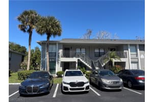 1211 Commonwealth Cir C201, Naples