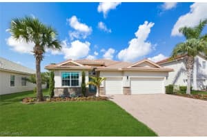 8047 Princeton Dr, Naples