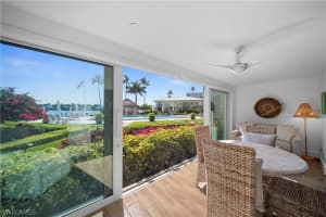 2850 Gulf Shore Boulevard, Naples, FL 34103 - MLS#226008551