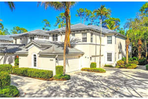 2028 Tarpon Bay Drive, Naples, FL 34119 - MLS#226008557