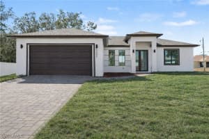 2621 59th Street, Lehigh Acres, FL 33971 - MLS#226008561