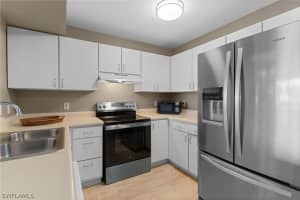 8274 Key Royal Circle, Naples, FL 34119 - MLS#226008568