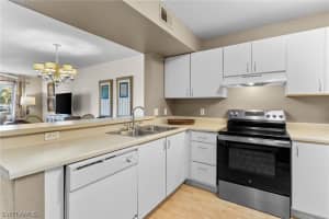 8274 Key Royal Circle, Naples, FL 34119 - MLS#226008568