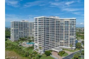 380 Seaview Court, Marco Island, FL 34145 - MLS#226008584