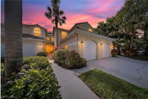 74 Silver Oaks Circle, Naples, FL 34119 - MLS#226008591
