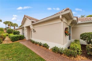 10035 Colonial Country Club Boulevard, Fort Myers, FL 33913 - MLS#226008599