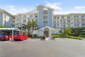 340 Horse Creek Drive, Naples, FL 34110 - MLS#226008605