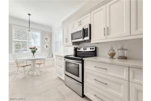 8555 Naples Heritage Drive, Naples, FL 34112 - MLS#226008606