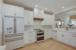 725 LUISA Lane, Naples, FL 34104 - MLS#226008621