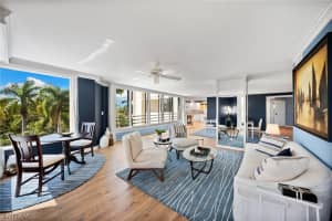 5555 Heron Point Drive, Naples, FL 34108 - MLS#226008629