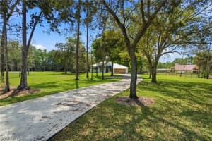 4740 5th Avenue, Naples, FL 34119 - MLS#226008635