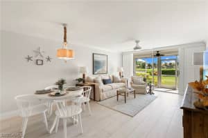 300 Forest Lakes Boulevard, Naples, FL 34105 - MLS#226008645