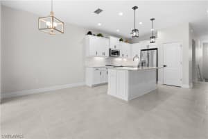 6947 Avalon Circle, Naples, FL 34112 - MLS#226008648