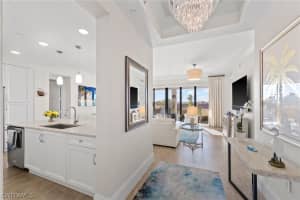 1035 3rd Avenue, Naples, FL 34102 - MLS#226008681