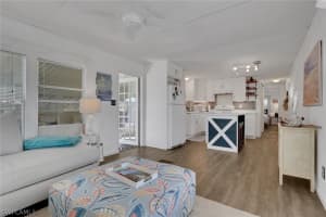 143 Moorhead Manor, Naples, FL 34112 - MLS#226008682