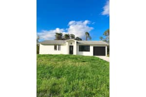 2726 5th Street, Lehigh Acres, FL 33976 - MLS#226008710