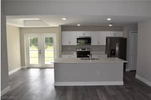 2863 Vineyard Circle, North Port, FL 34288 - MLS#226008716