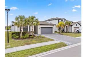 13837 Pine Lodge Lane, Fort Myers, FL 33913 - MLS#226008719