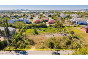 16560 Wisteria Drive, Fort Myers, FL 33908 - MLS#226008726