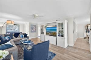 10475 Gulf Shore Drive, Naples, FL 34108 - MLS#226008735